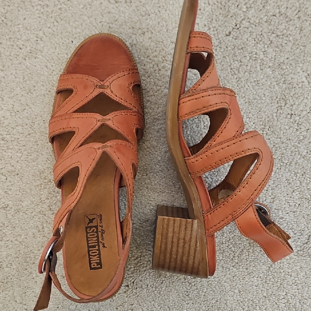 PIKOLINOS Women's Brown Strappy Sandals